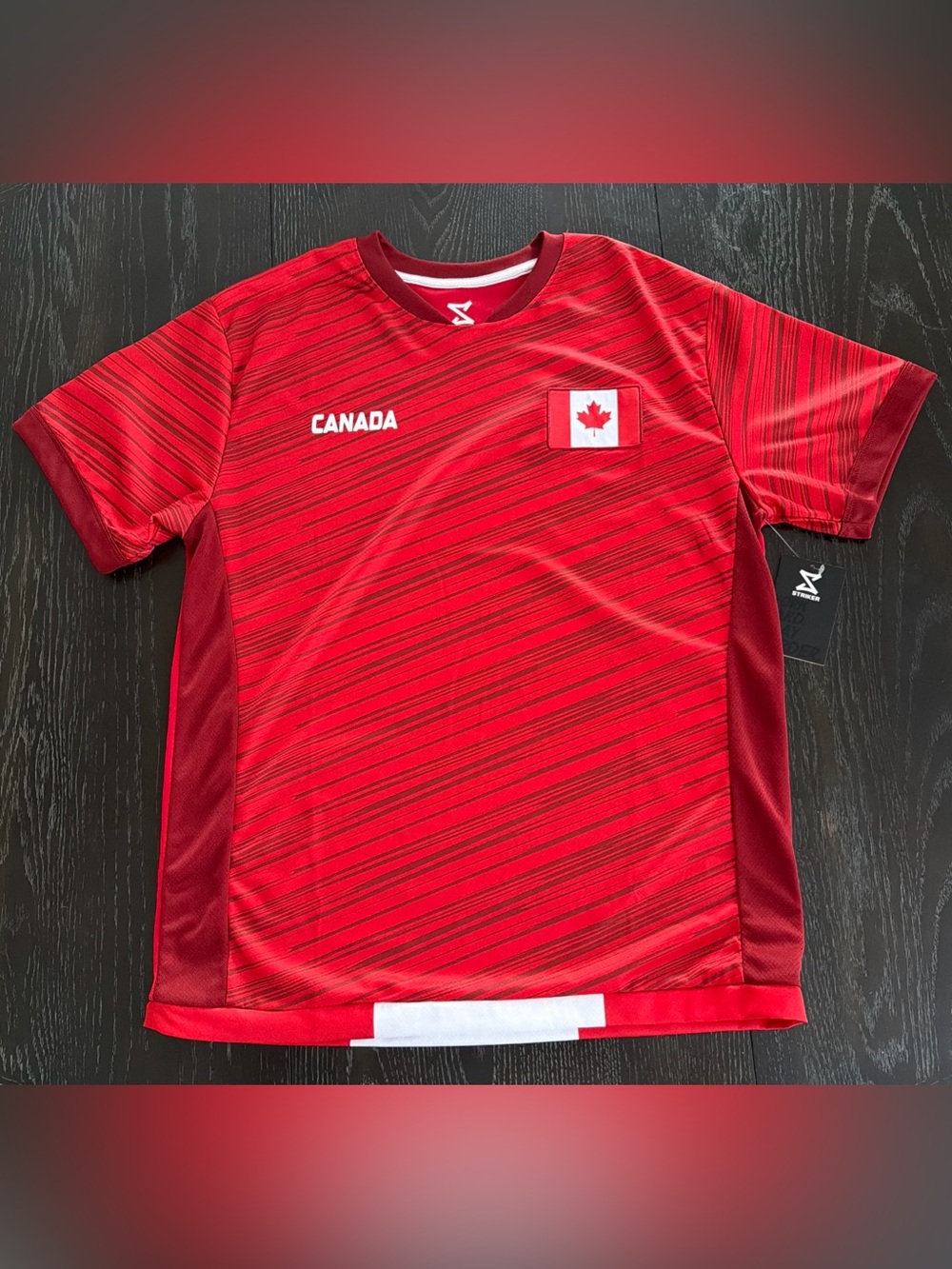 Striker Canada National Team Soccer Jersey Shirt Red Size M Canadian Flag Crest